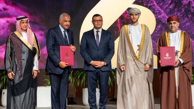 مجموعة طلعت مصطفى السعودية توقع إتفاقية مع وزارة الإسكان بسلطنة عمان